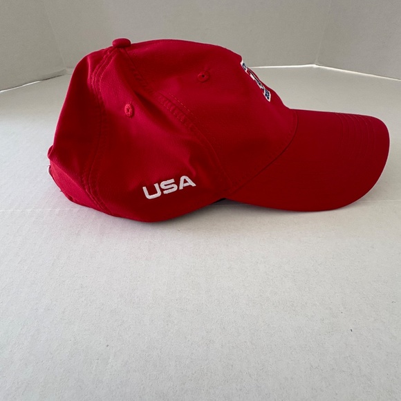 Performance Ahead Red BT/RC 2022 Hat. - Picture 4 of 9